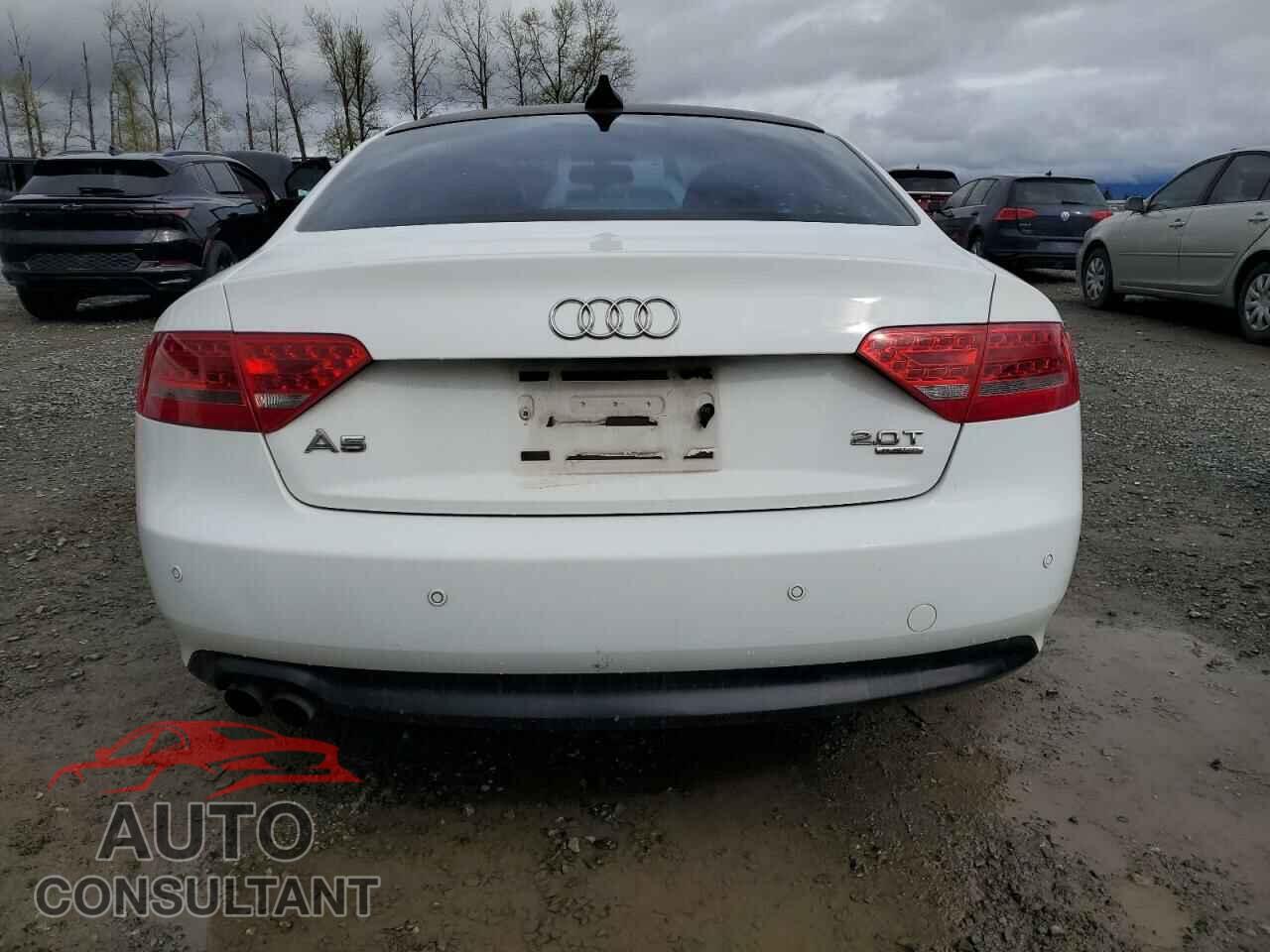 AUDI A5 2012 - WAULFAFR8CA002372
