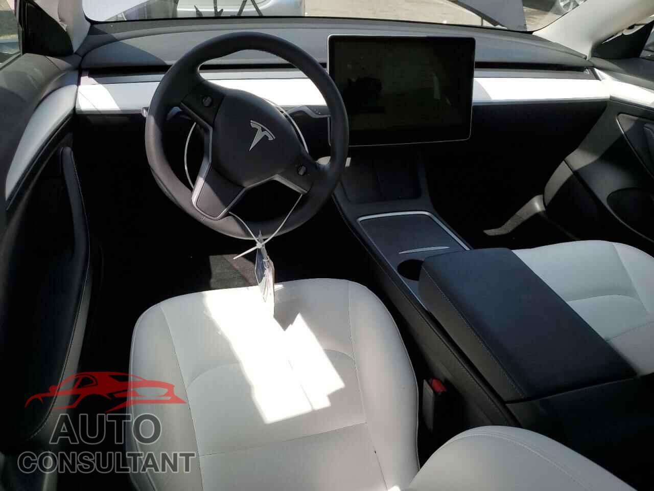 TESLA MODEL 3 2023 - 5YJ3E1EA7PF395103