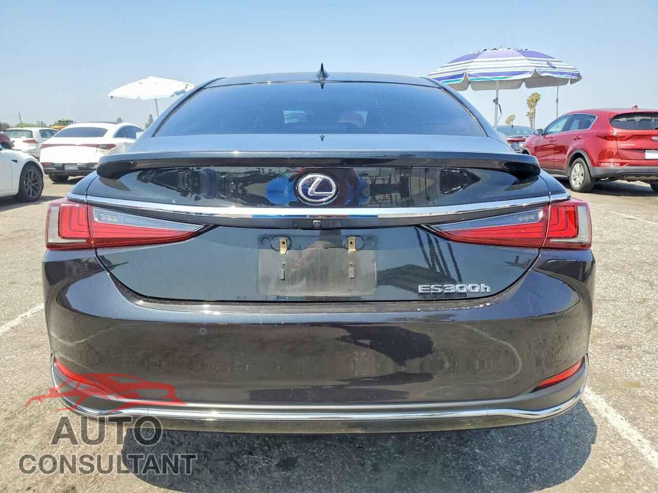 LEXUS ES300 2019 - JTHB21B16K2024209