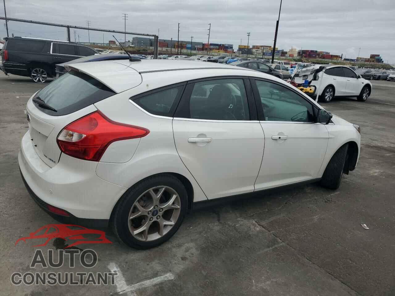 FORD FOCUS 2014 - 1FADP3N20EL131675