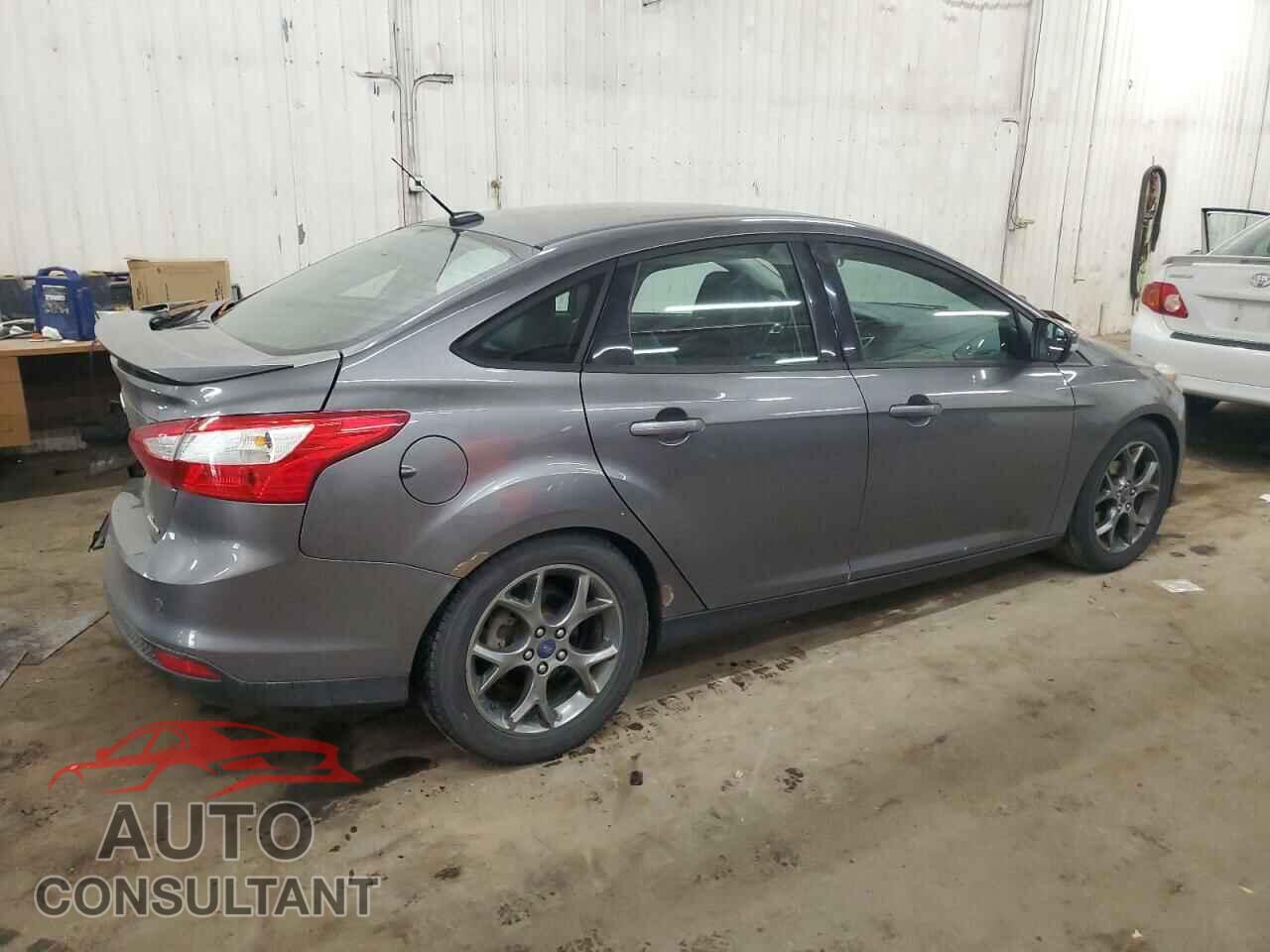 FORD FOCUS 2014 - 1FADP3F24EL107426