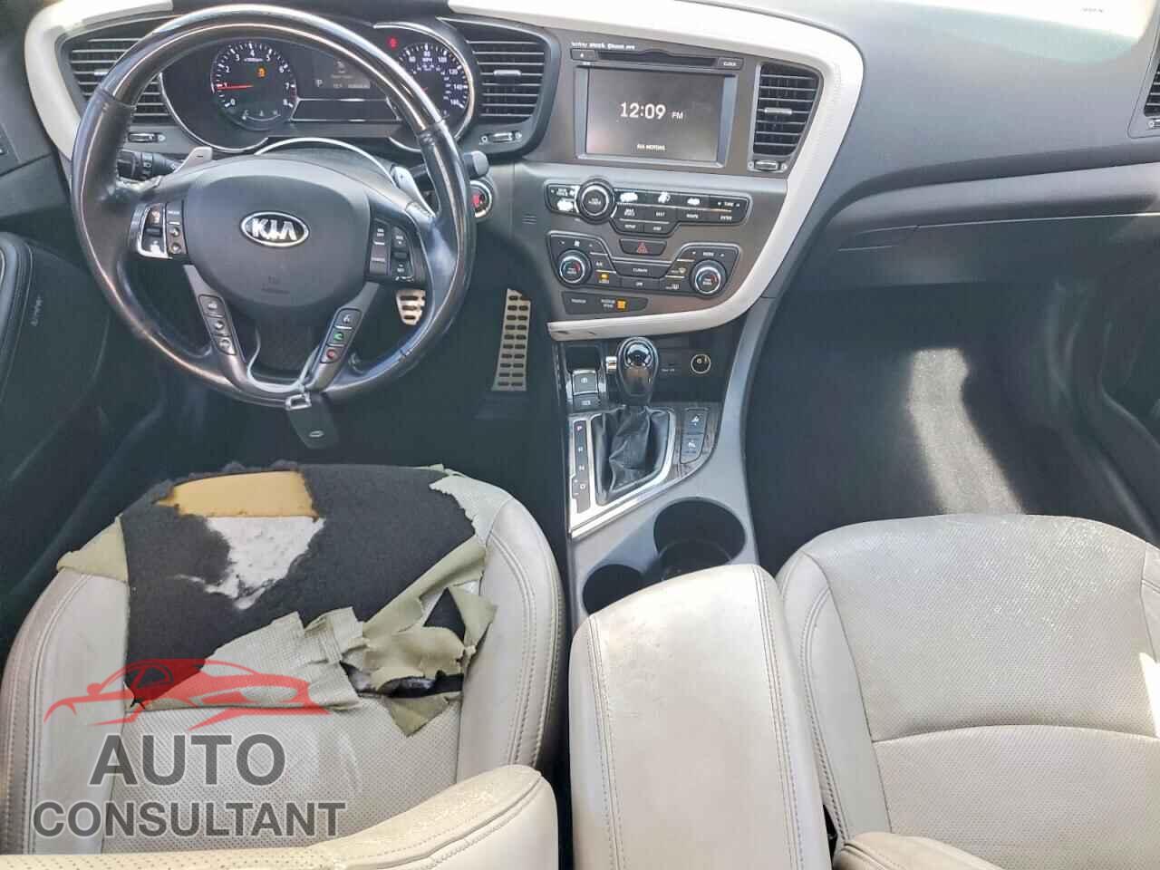 KIA OPTIMA 2013 - 5XXGR4A67DG201817