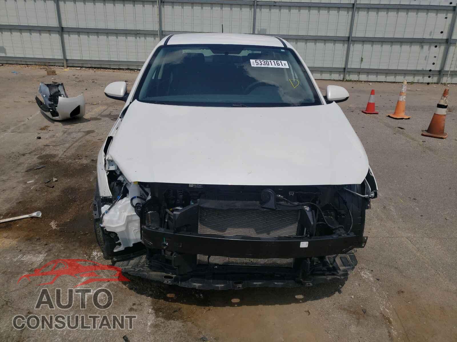 HYUNDAI ACCENT 2020 - 3KPC24A60LE092305