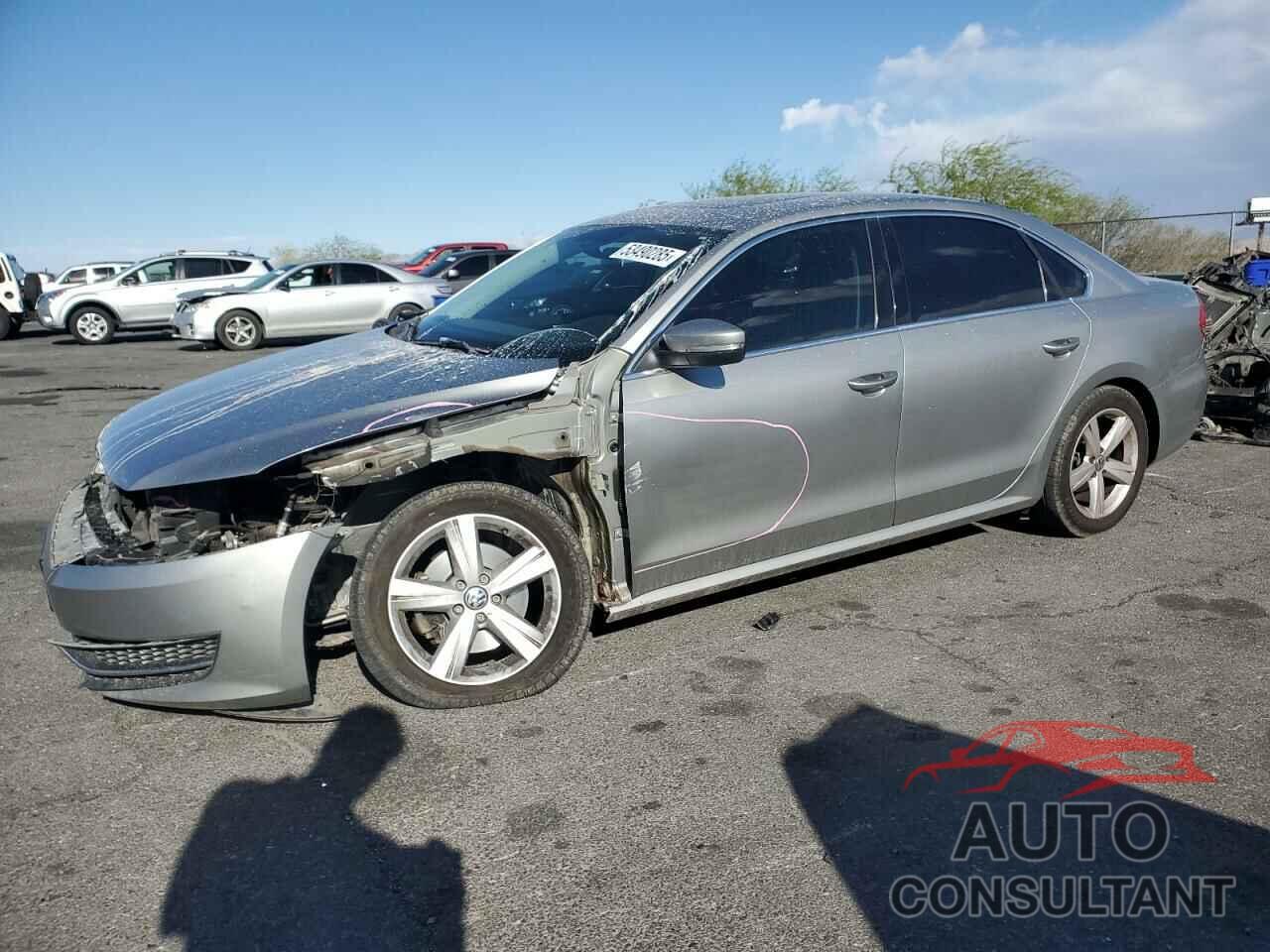 VOLKSWAGEN PASSAT 2013 - 1VWBP7A33DC076478