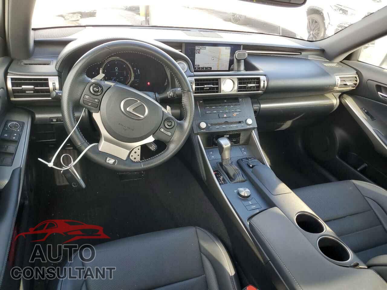 LEXUS IS 2015 - JTHBE1D22F5017405