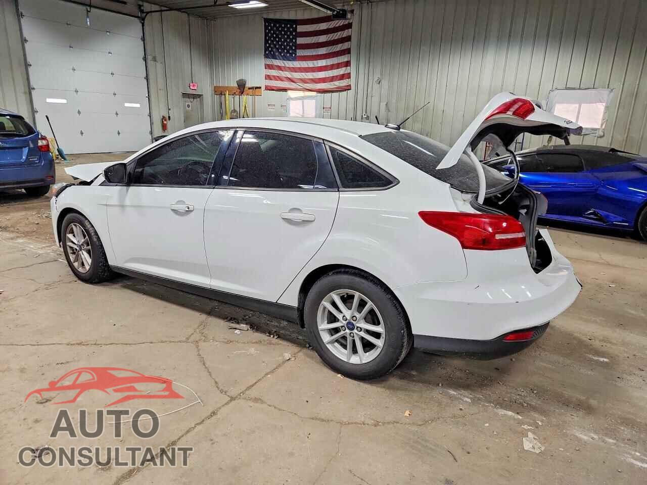 FORD FOCUS 2017 - 1FADP3F20HL234579