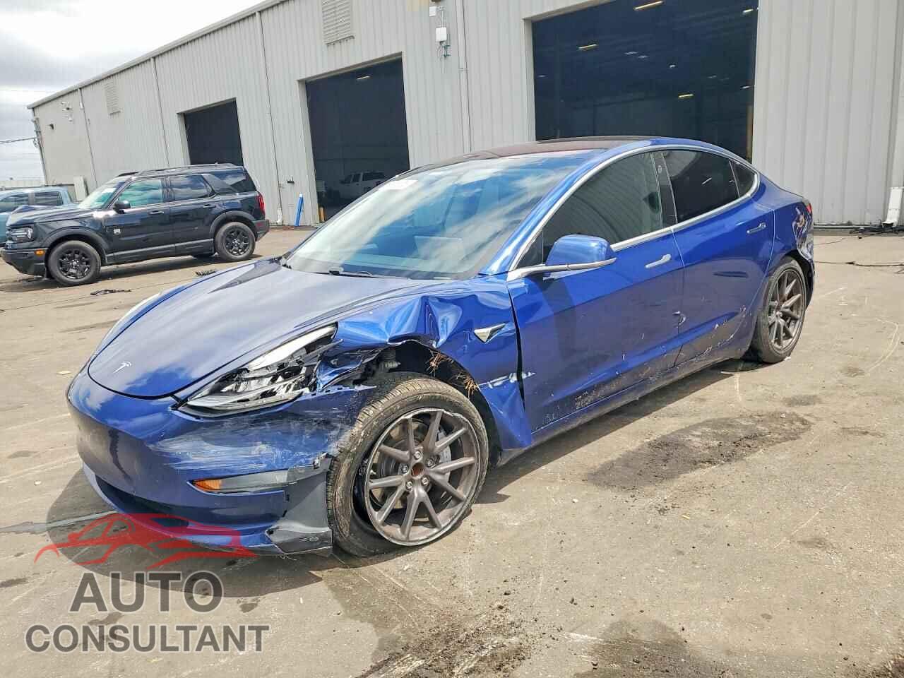 TESLA MODEL 3 2018 - 5YJ3E1EA0JF005580