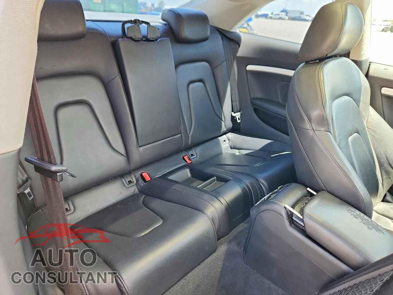 AUDI A5 2012 - WAULFAFR8CA024193