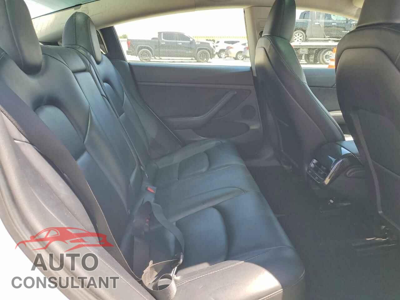 TESLA MODEL 3 2023 - 5YJ3E1EA7PF496948