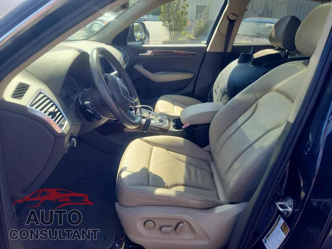 AUDI Q5 2012 - WA1LFAFP2CA125953