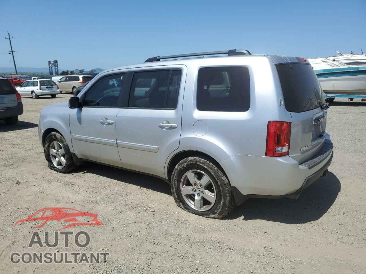 HONDA PILOT 2010 - 5FNYF3H53AB001875