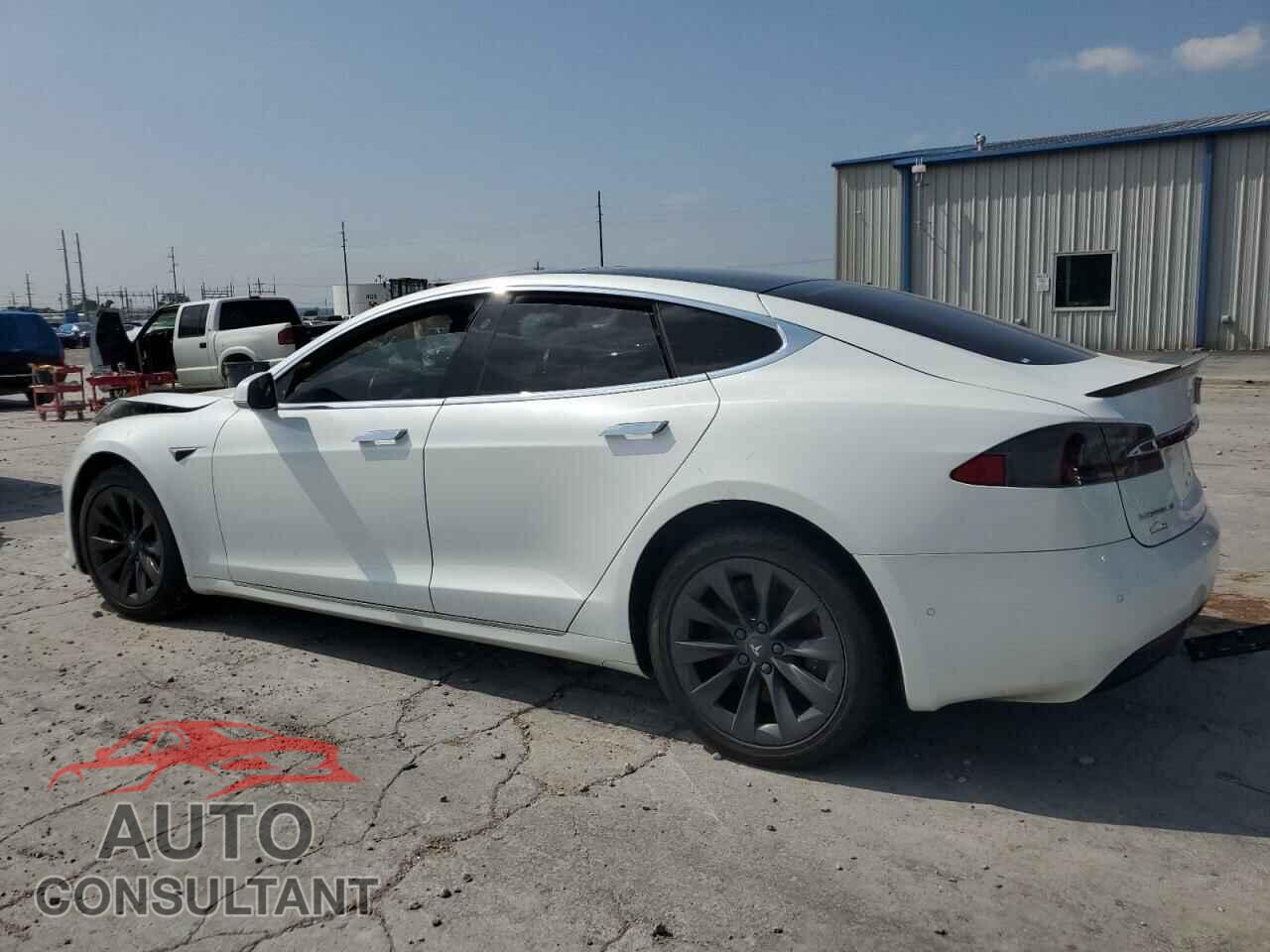 TESLA MODEL S 2018 - 5YJSA1E23JF275466