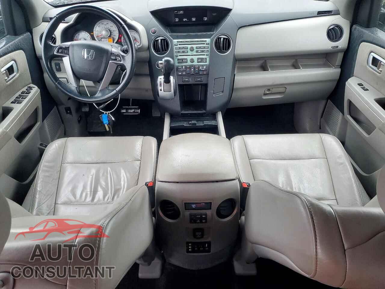 HONDA PILOT 2011 - 5FNYF4H61BB071262