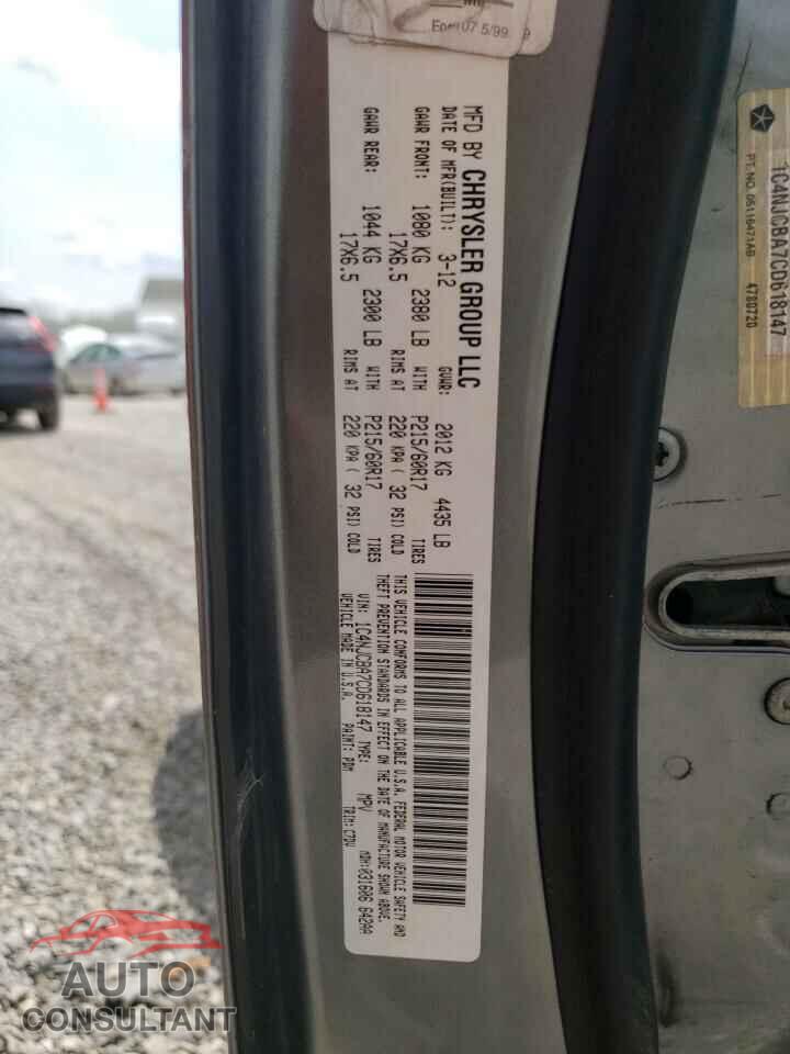 JEEP COMPASS 2012 - 1C4NJCBA7CD618147