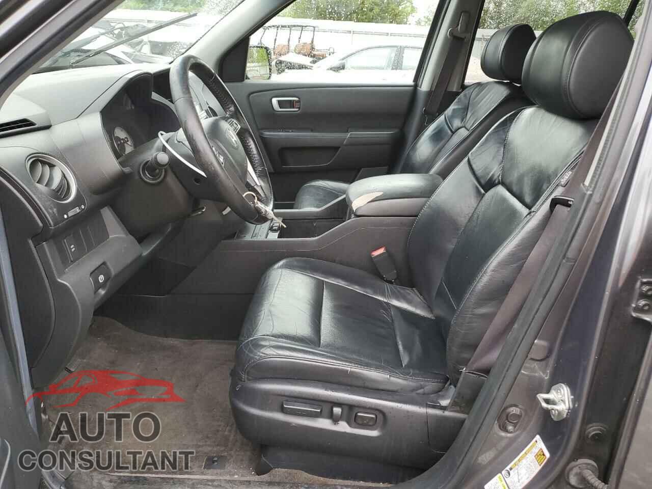 HONDA PILOT 2011 - 5FNYF4H63BB100986