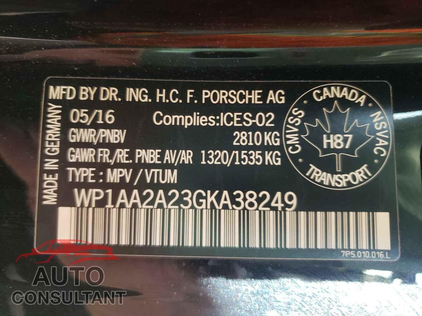 PORSCHE CAYENNE 2016 - WP1AA2A23GKA38249
