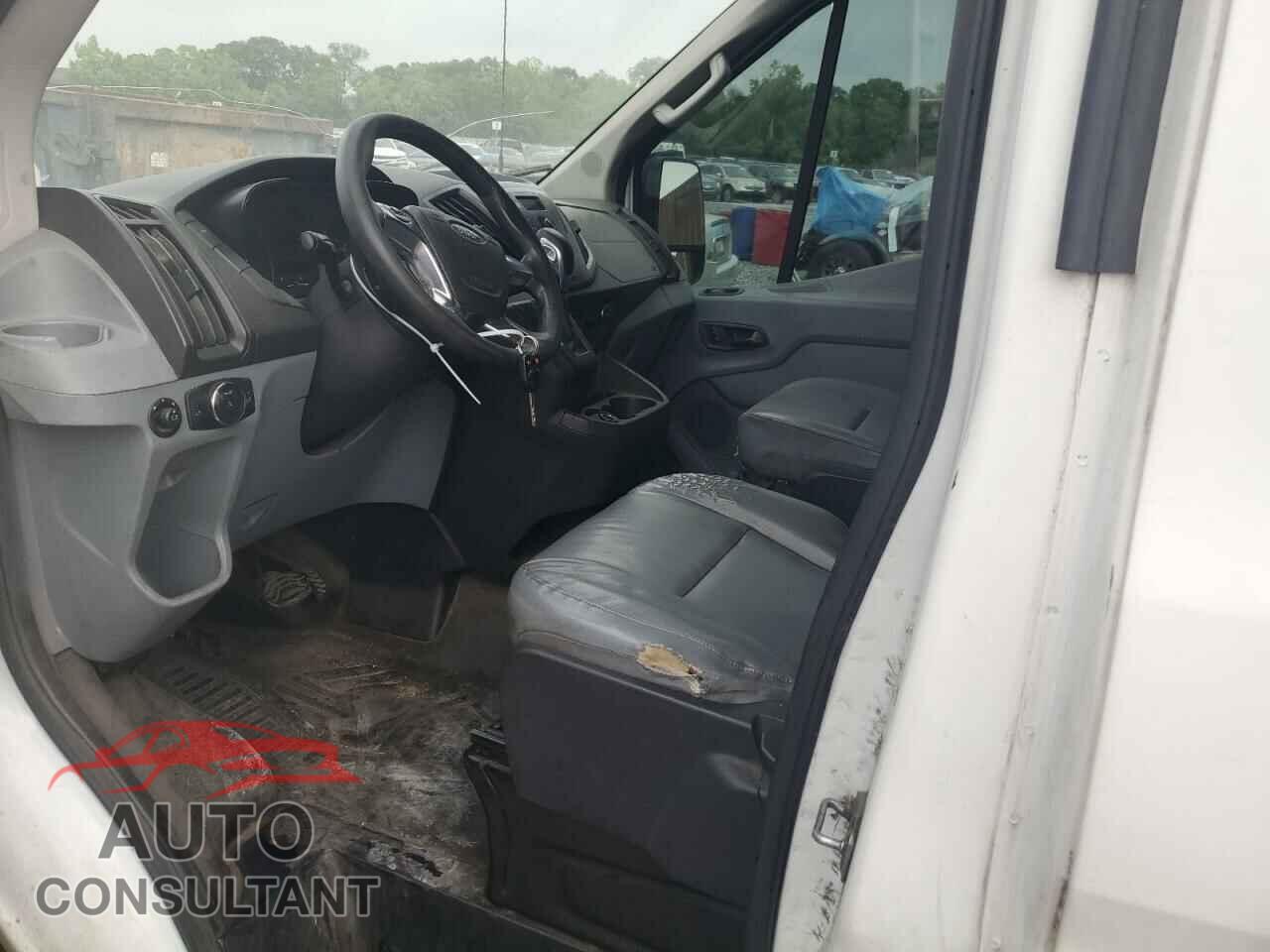 FORD TRANSIT 2017 - 1FTYR2XM6HKA58420