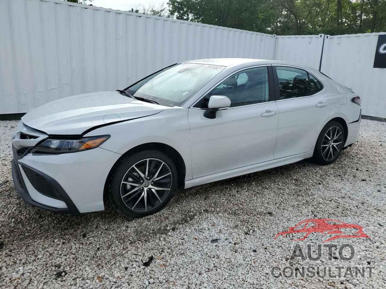 TOYOTA CAMRY 2024 - 4T1G11AK3RU225743
