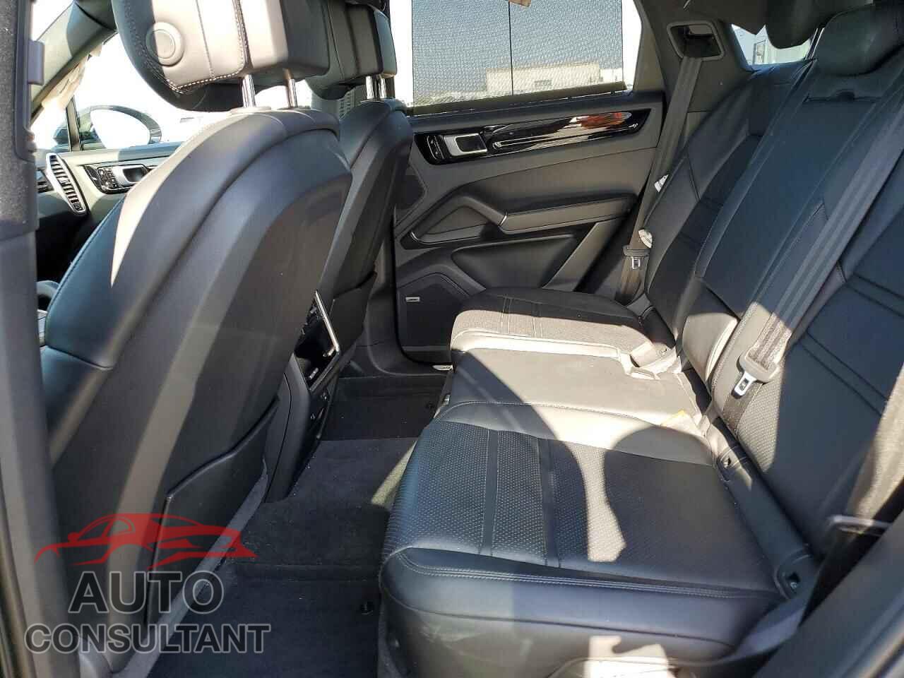 PORSCHE CAYENNE 2019 - WP1AB2AY7KDA63086