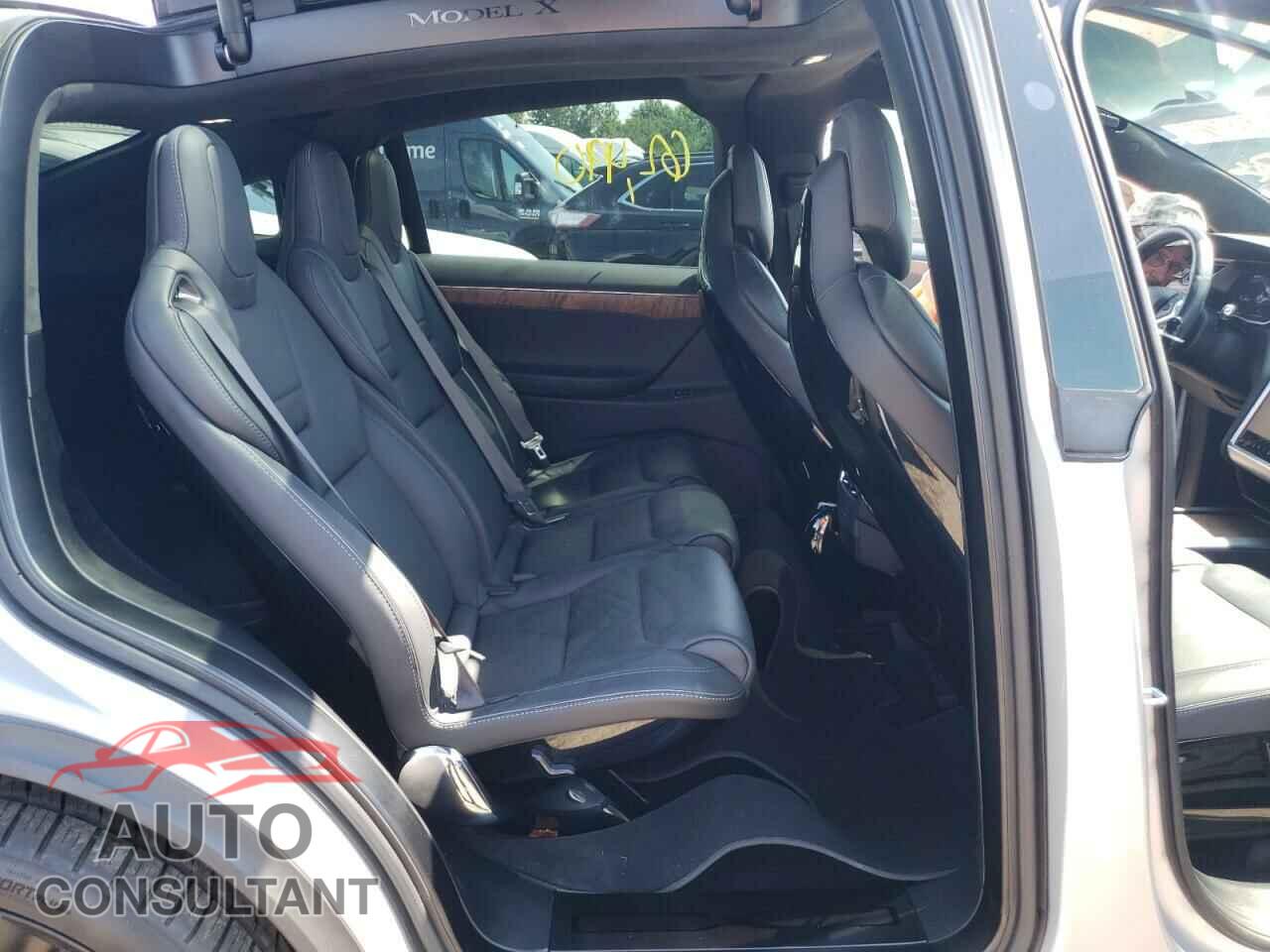 TESLA MODEL X 2017 - 5YJXCAE25HF038035