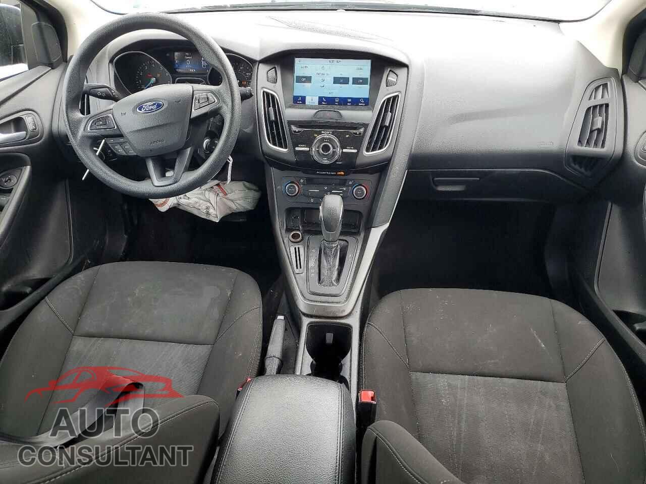 FORD FOCUS 2017 - 1FADP3M2XHL347751