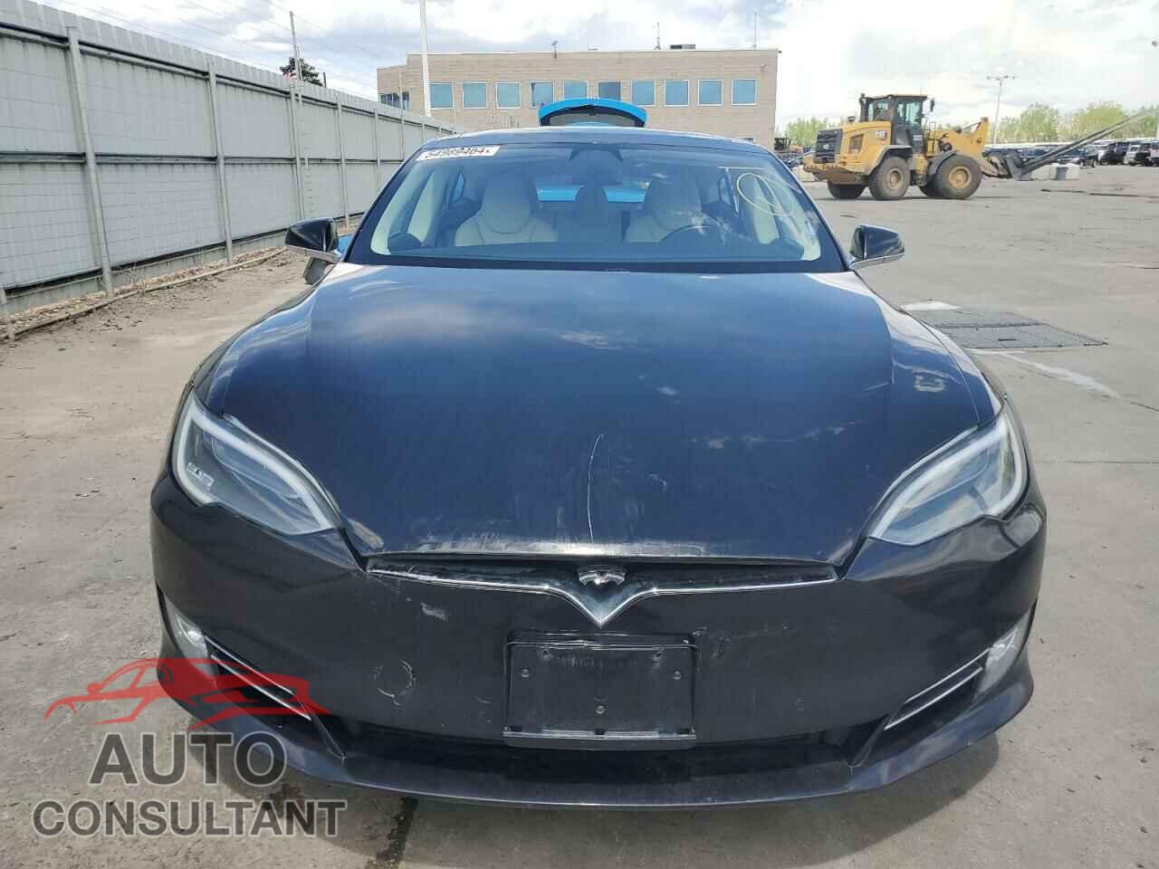 TESLA MODEL S 2018 - 5YJSA1E23JF281946