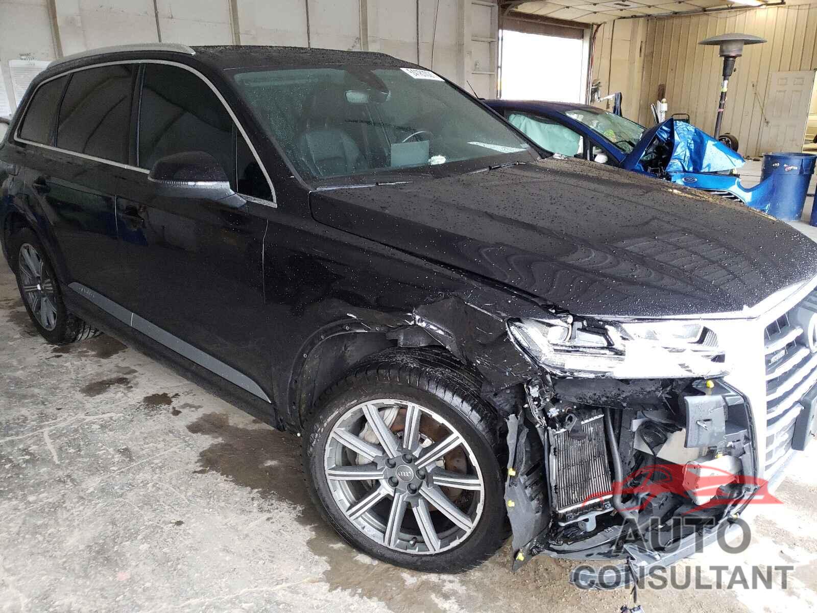 AUDI Q7 2017 - WA1LAAF77HD025447