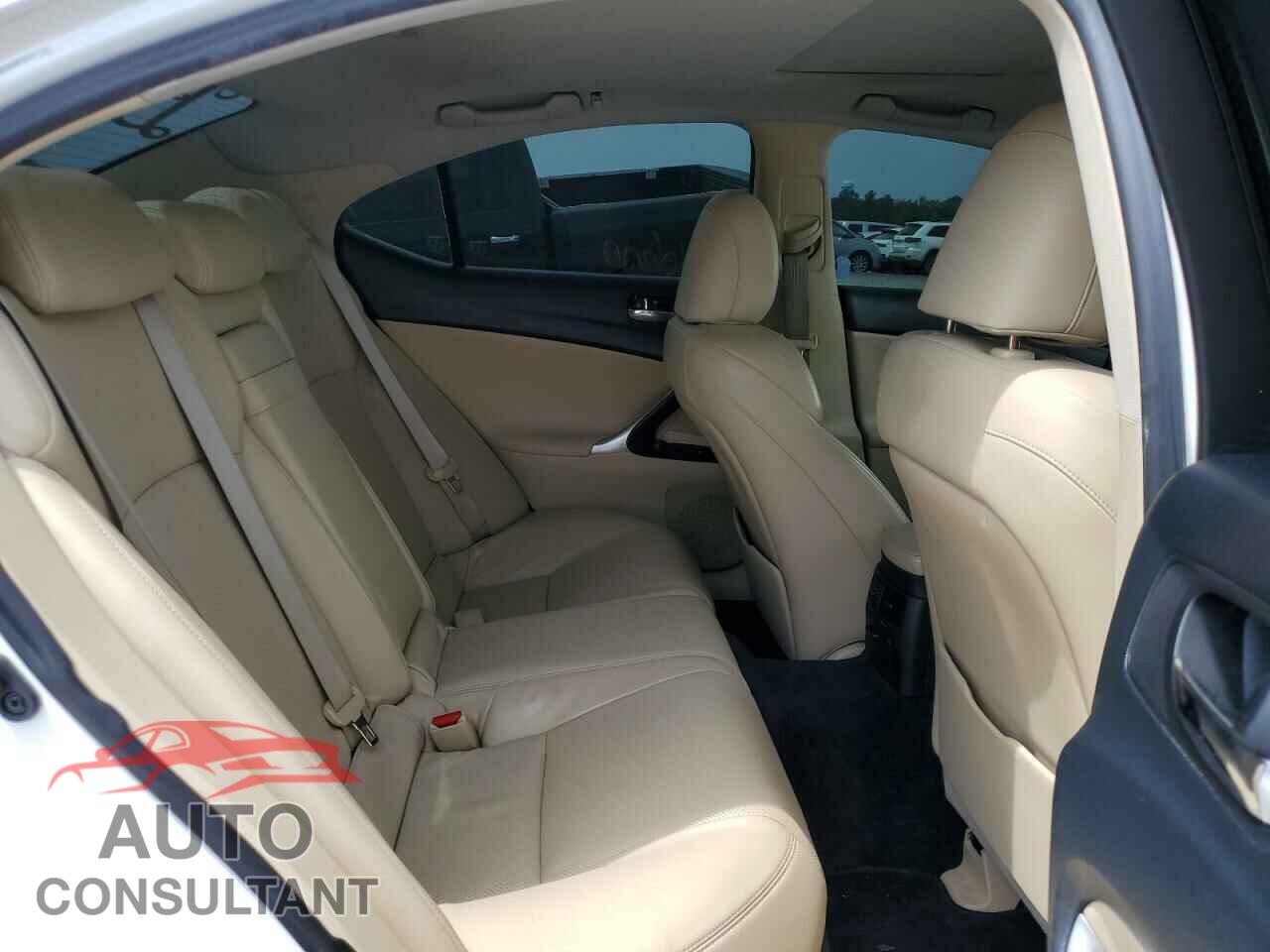LEXUS IS 2012 - JTHCE5C29C5002439