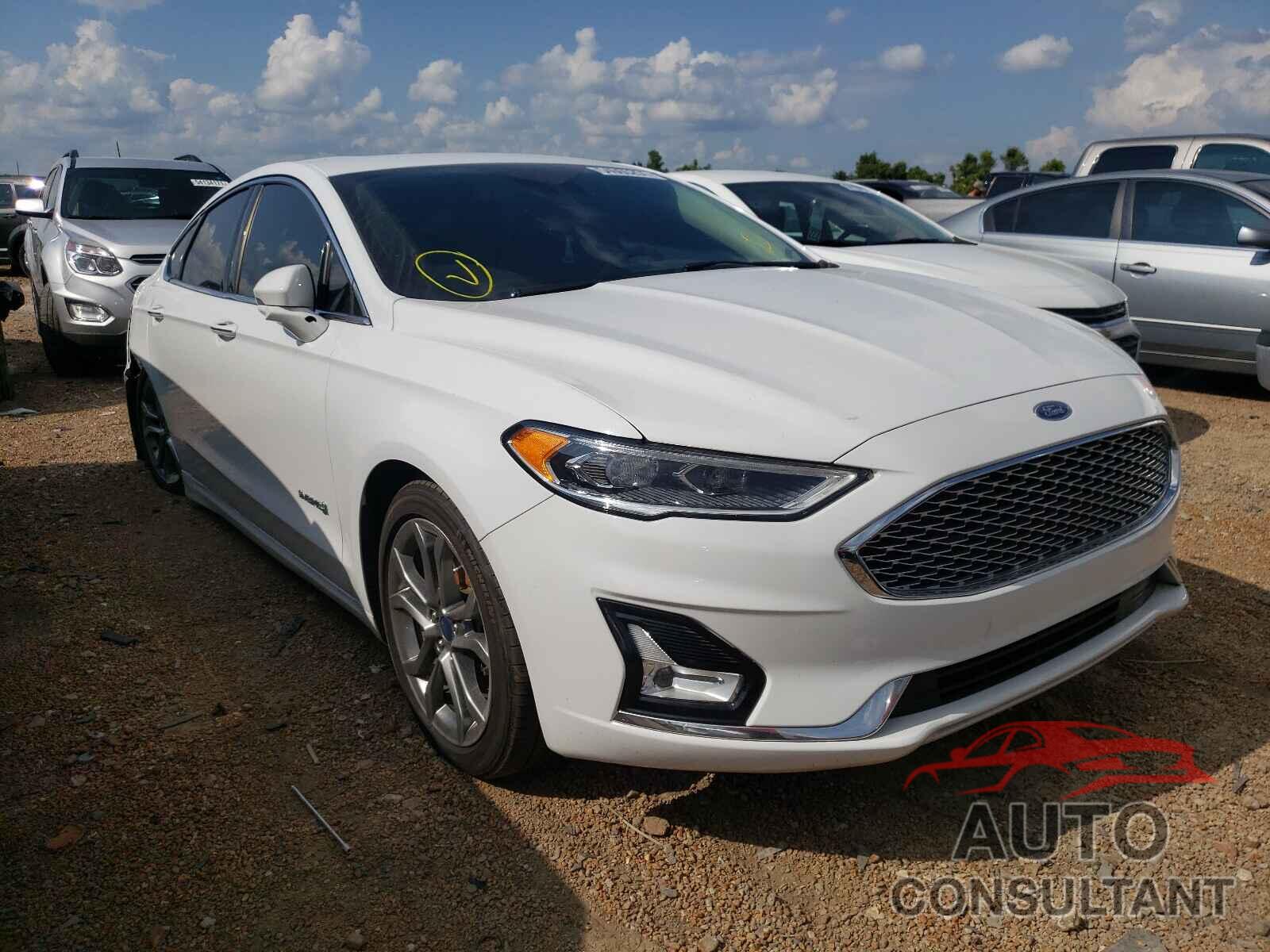 FORD FUSION 2019 - 3FA6P0RU6KR155737