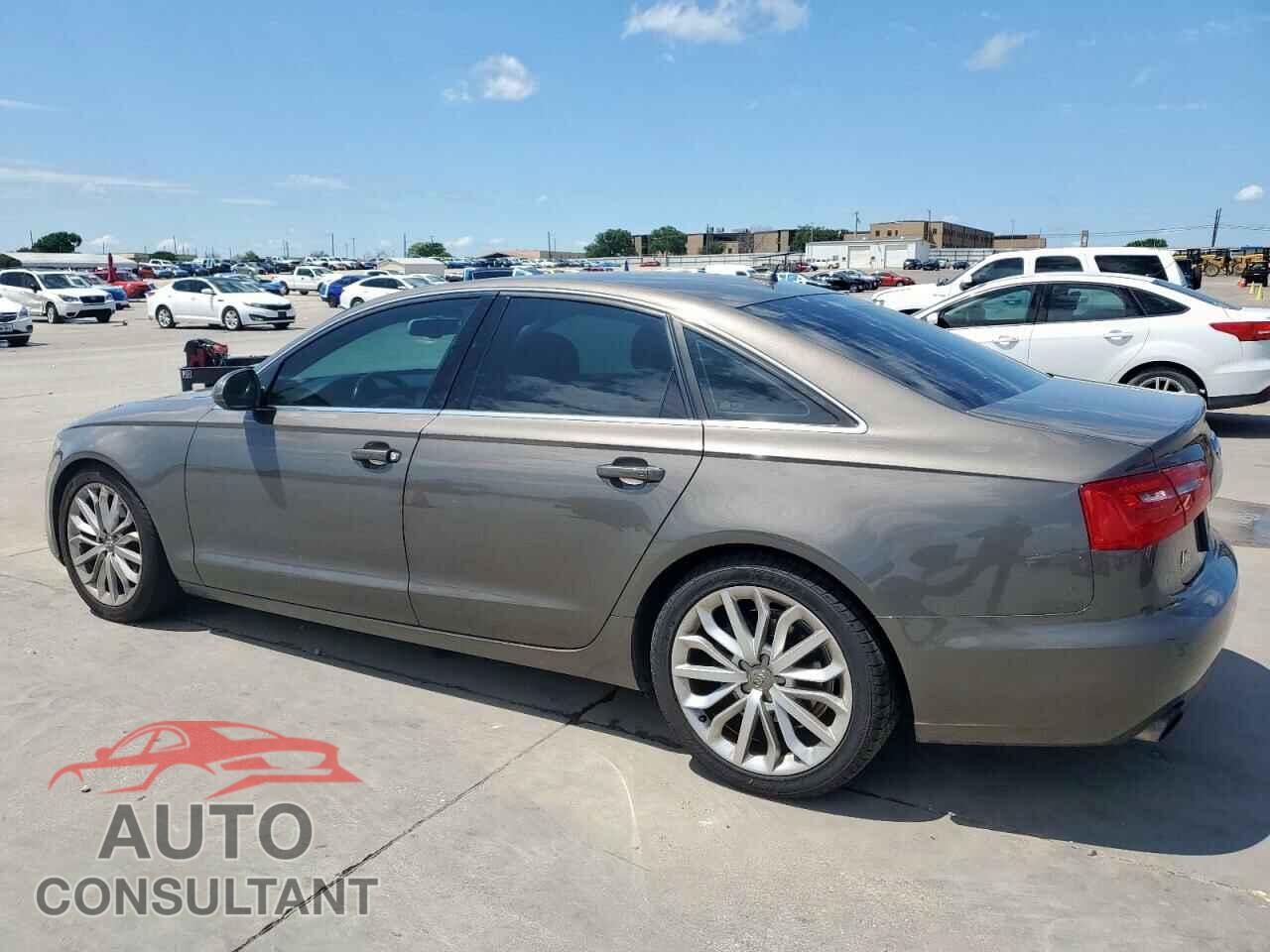 AUDI A6 2012 - WAUDFAFC5CN045169