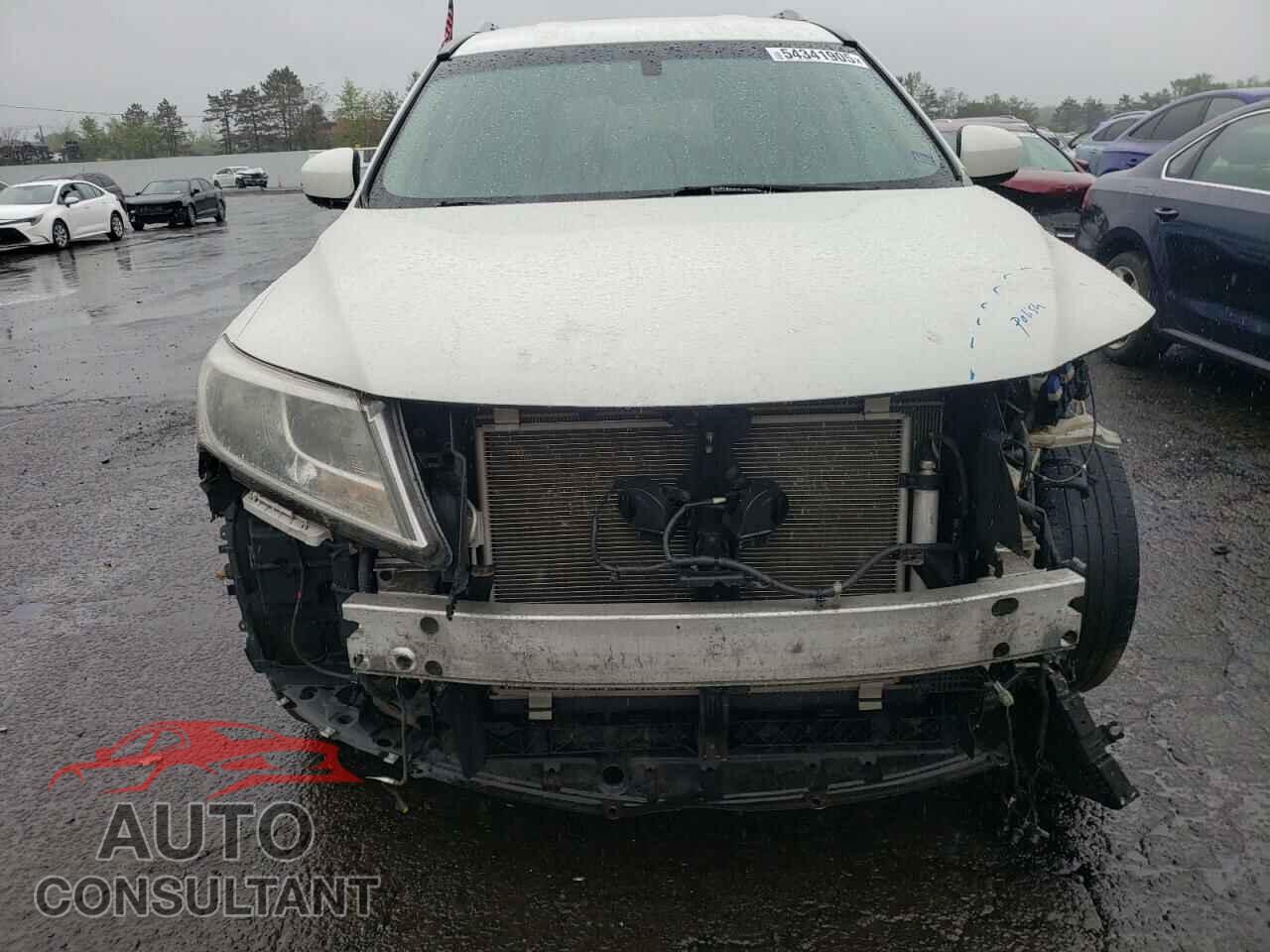 NISSAN PATHFINDER 2015 - 5N1AR2MM3FC716221