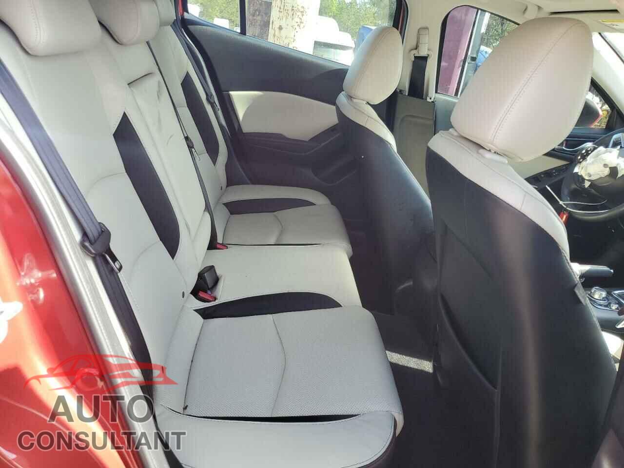 MAZDA 3 2014 - JM1BM1M37E1205551