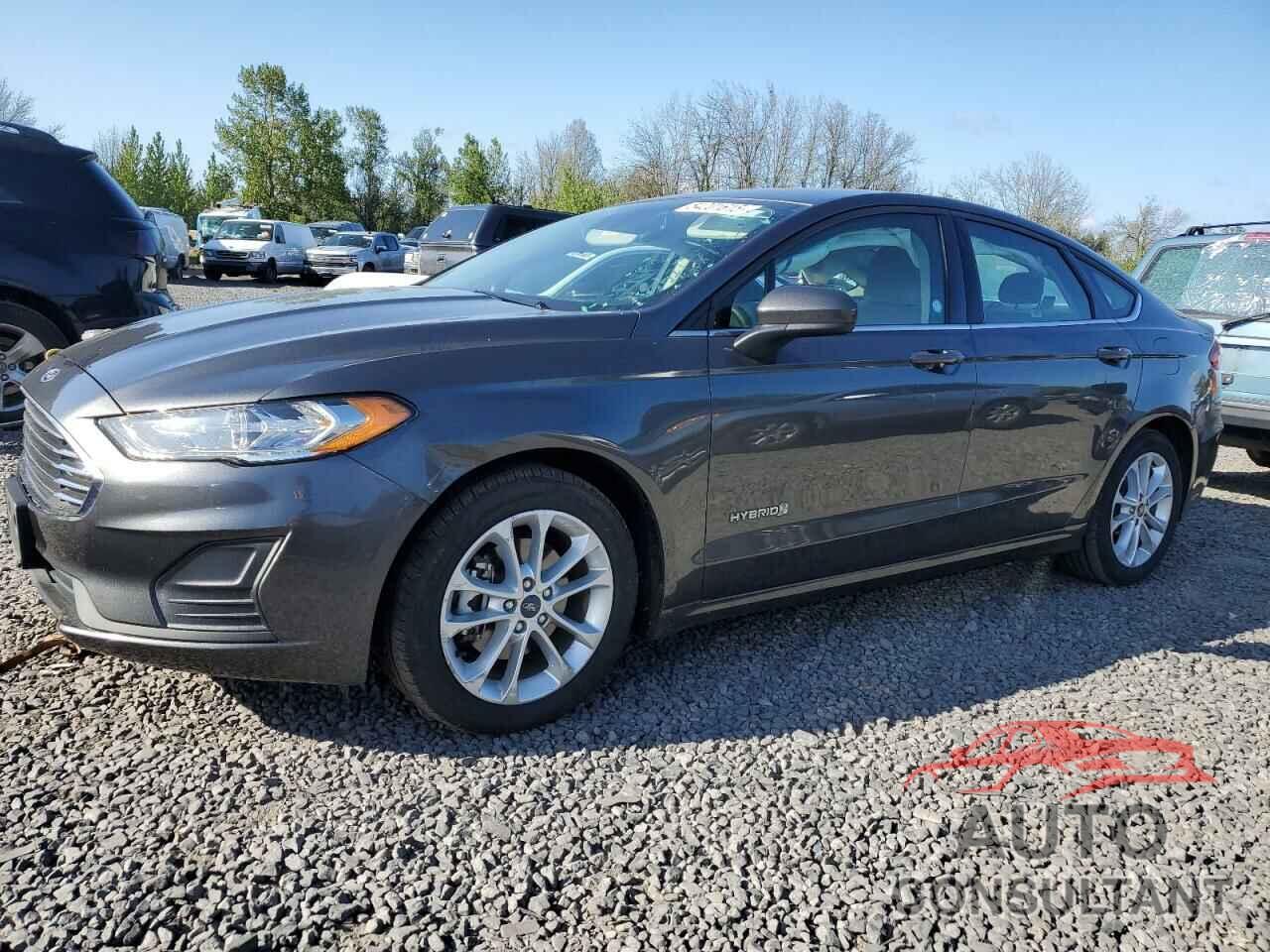 FORD FUSION 2019 - 3FA6P0LU5KR221882