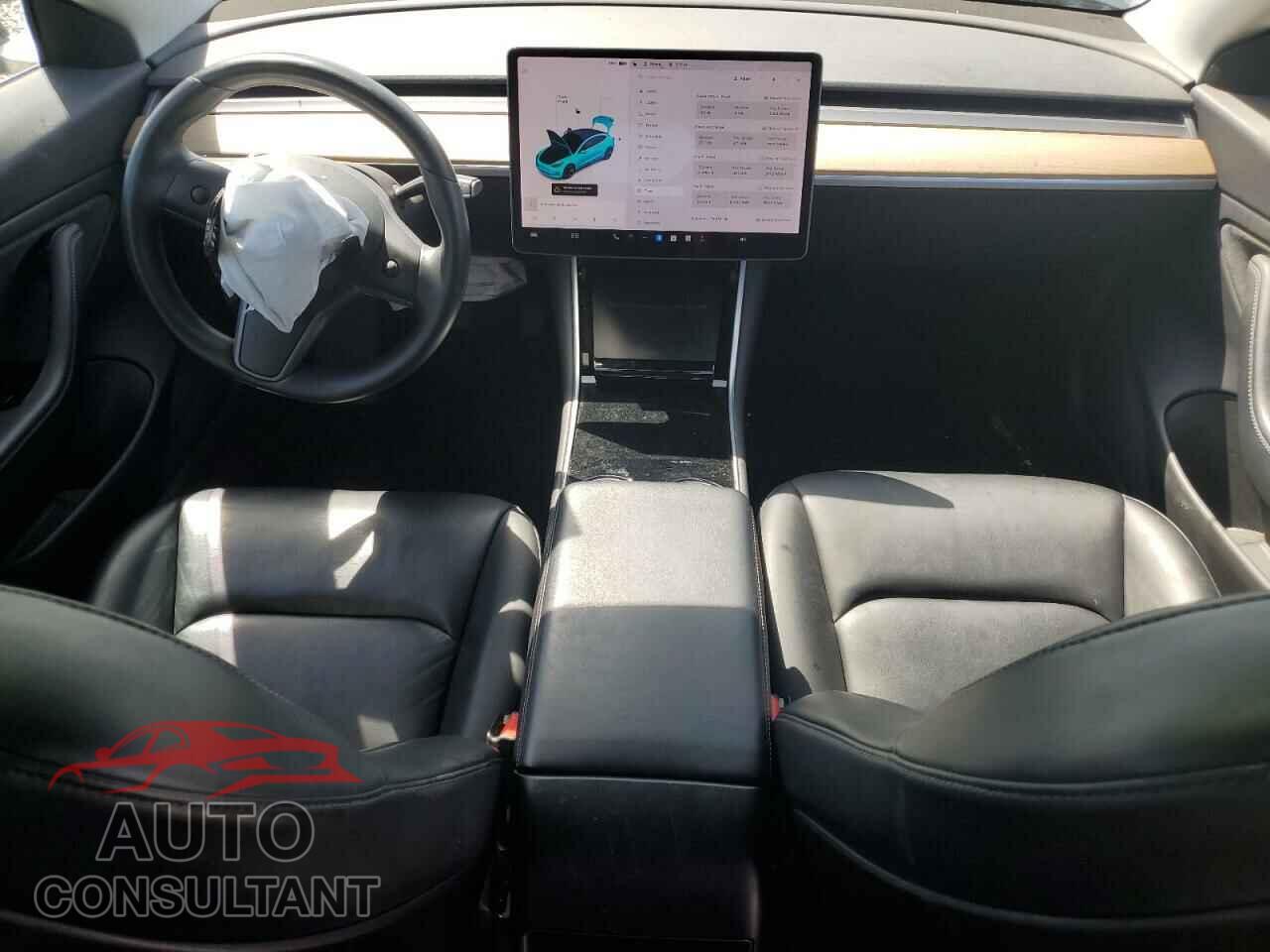 TESLA MODEL 3 2019 - 5YJ3E1EA3KF398251