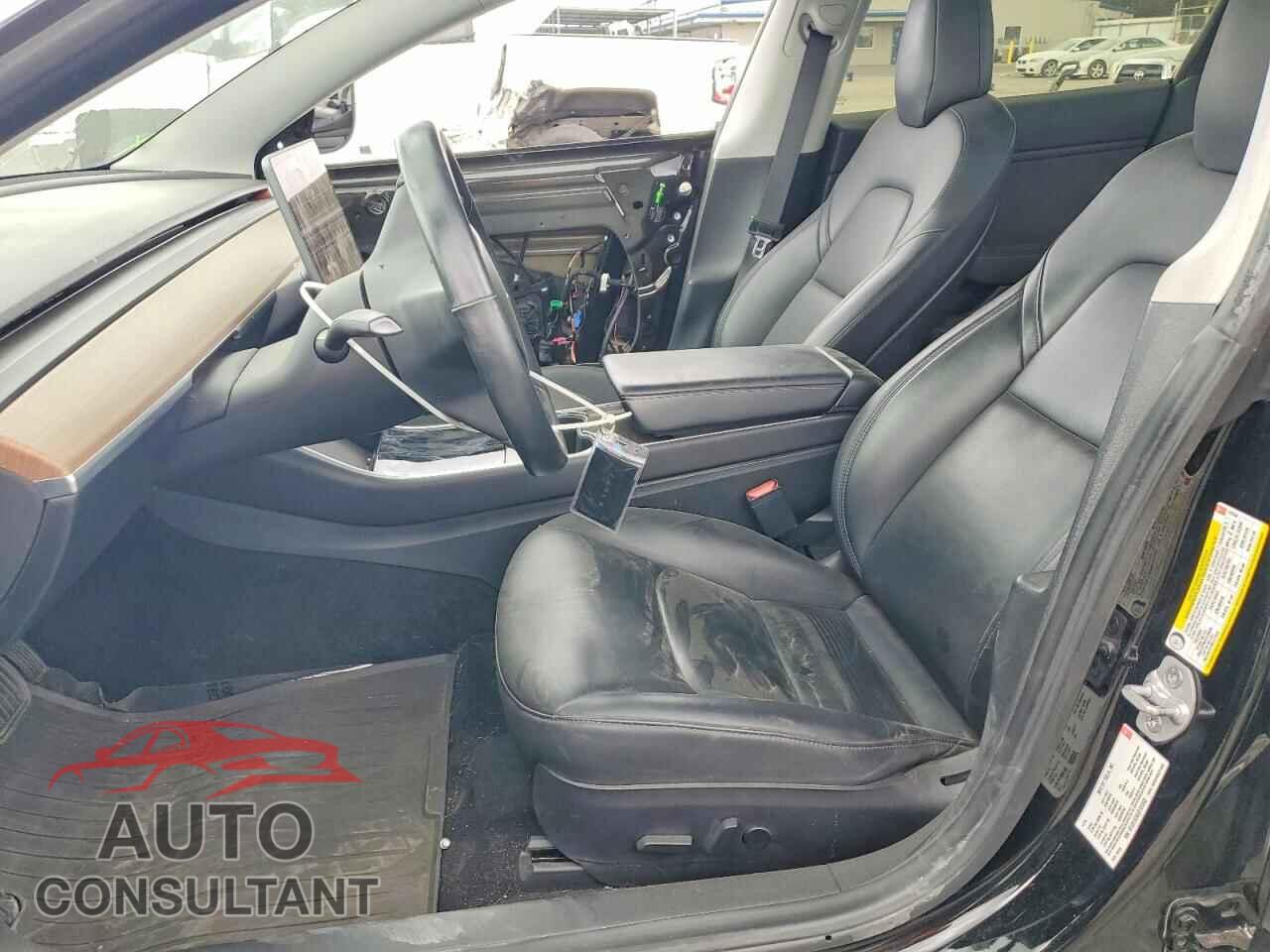TESLA MODEL 3 2018 - 5YJ3E1EA3JF123350