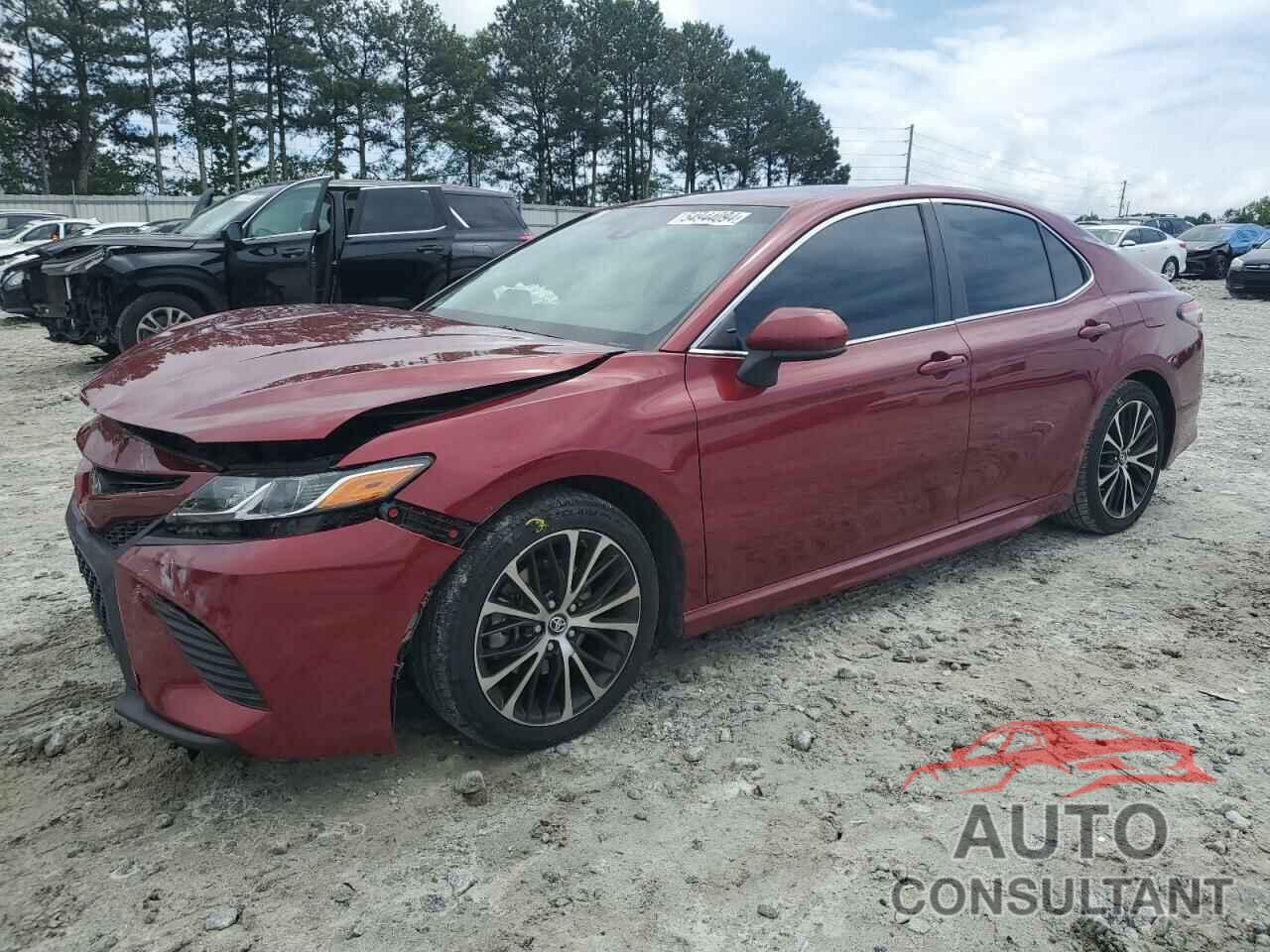 TOYOTA CAMRY 2018 - 4T1B11HK5JU501179