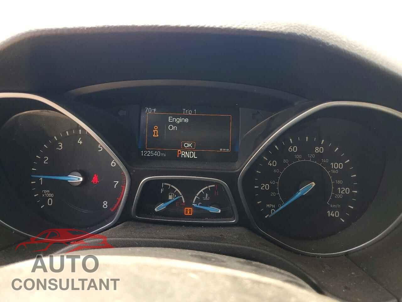 FORD FOCUS 2017 - 1FADP3F24HL275829
