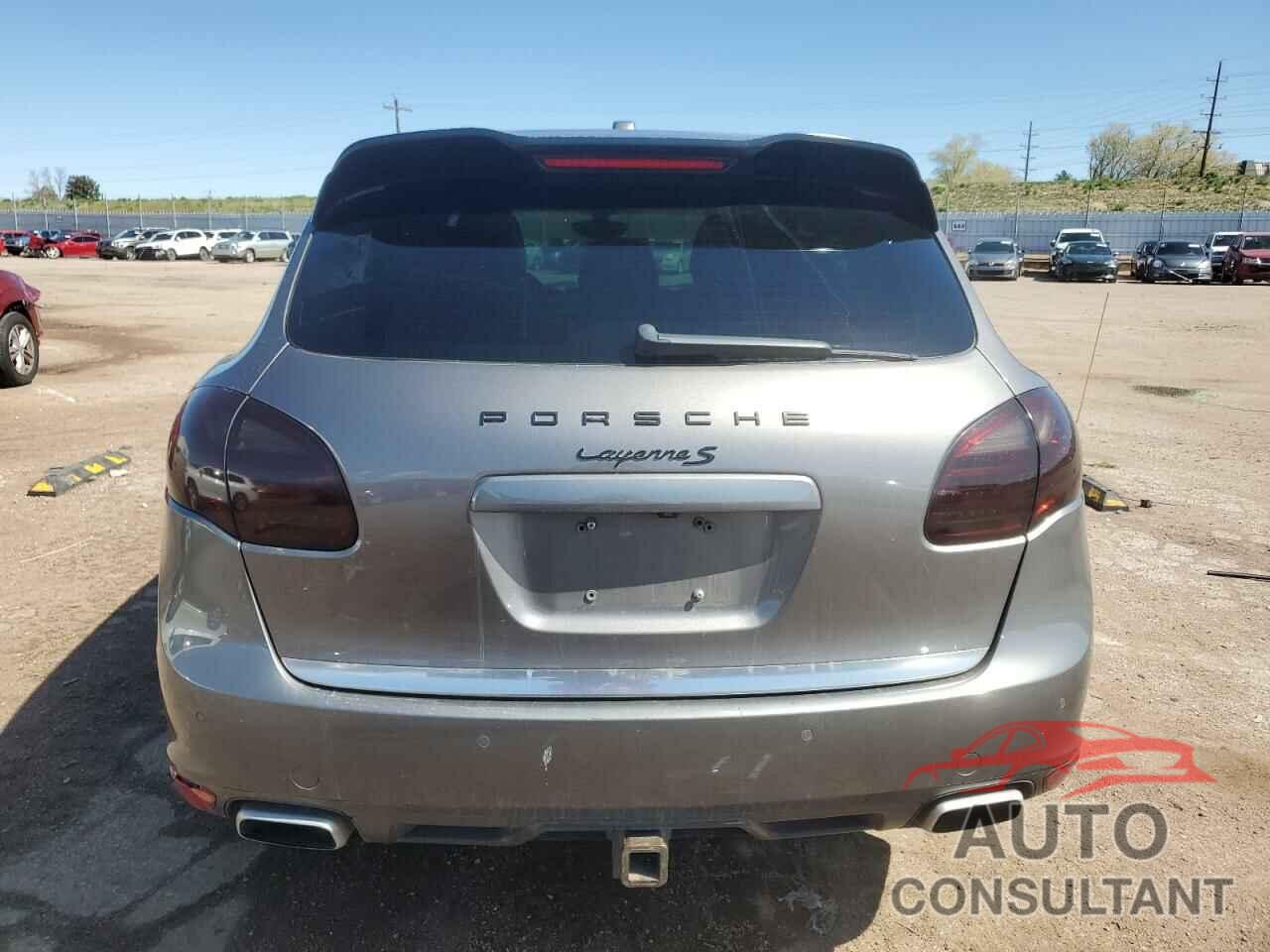 PORSCHE CAYENNE 2012 - WP1AB2A29CLA41108
