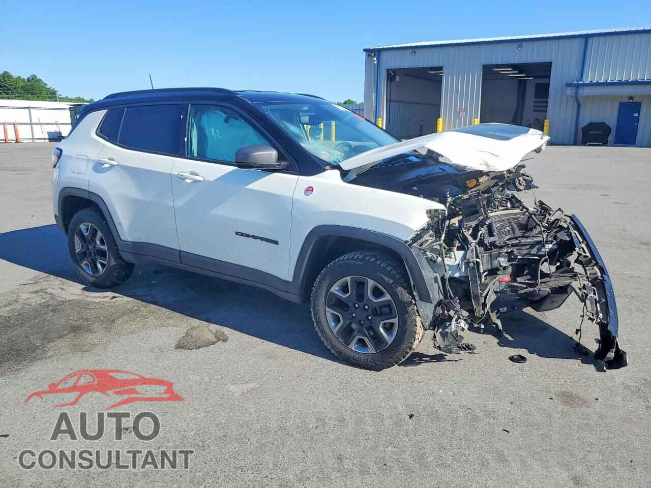 JEEP COMPASS 2018 - 3C4NJDDB5JT451256