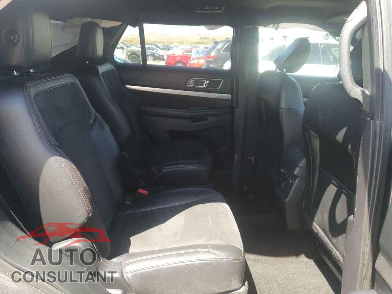 FORD EXPLORER 2018 - 1FM5K8D87JGA03867