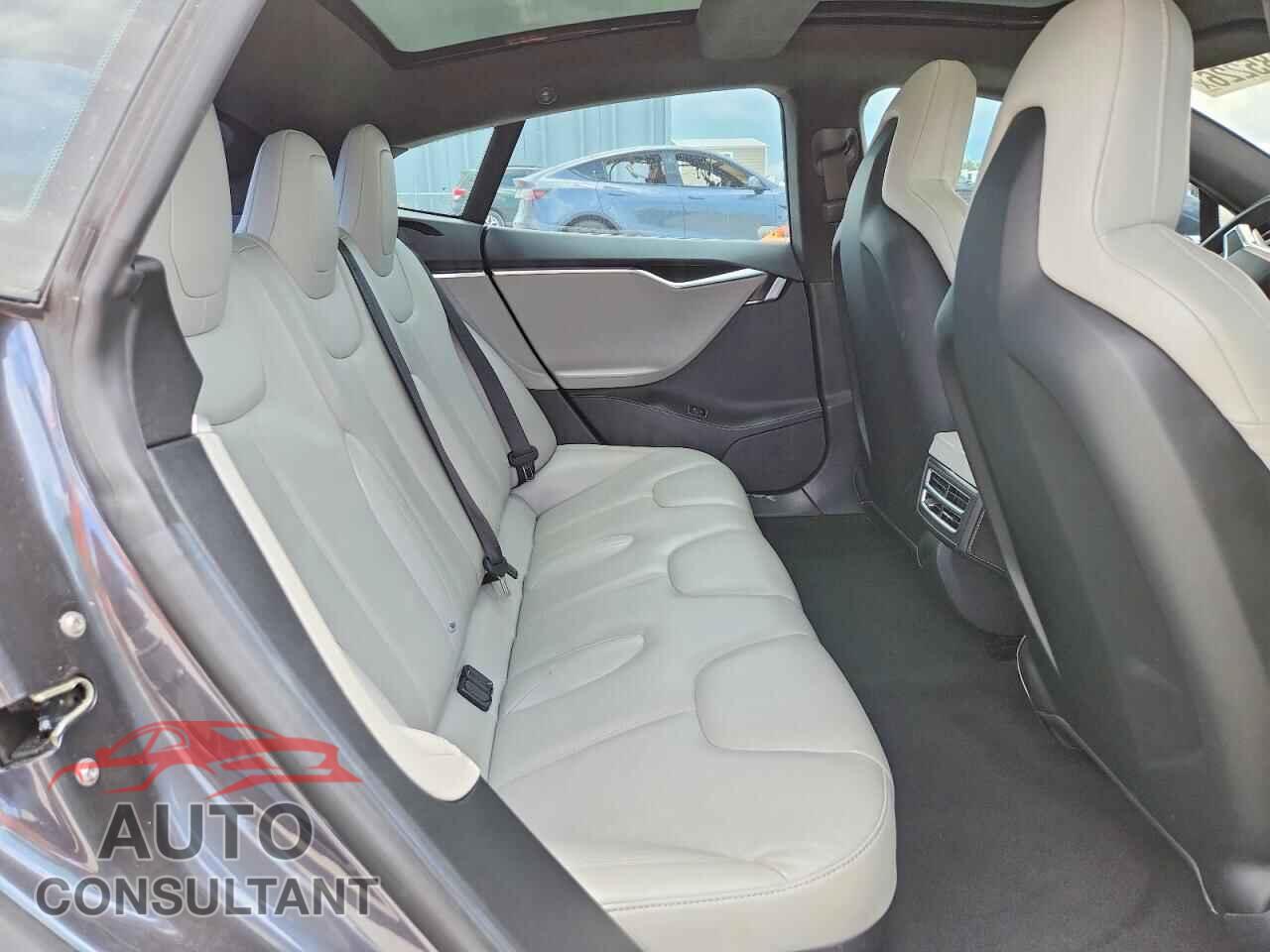 TESLA MODEL S 2016 - 5YJSA1E43GF143561