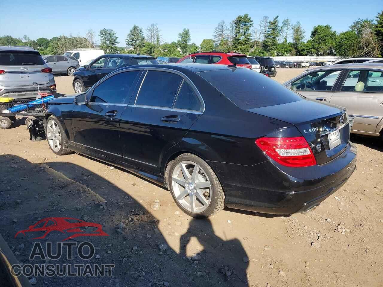 MERCEDES-BENZ C-CLASS 2012 - WDDGF8BB5CA647069