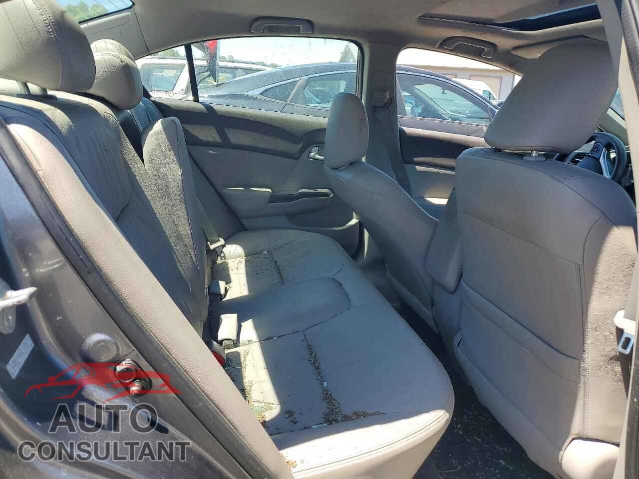 HONDA CIVIC 2012 - 2HGFB2F99CH319100
