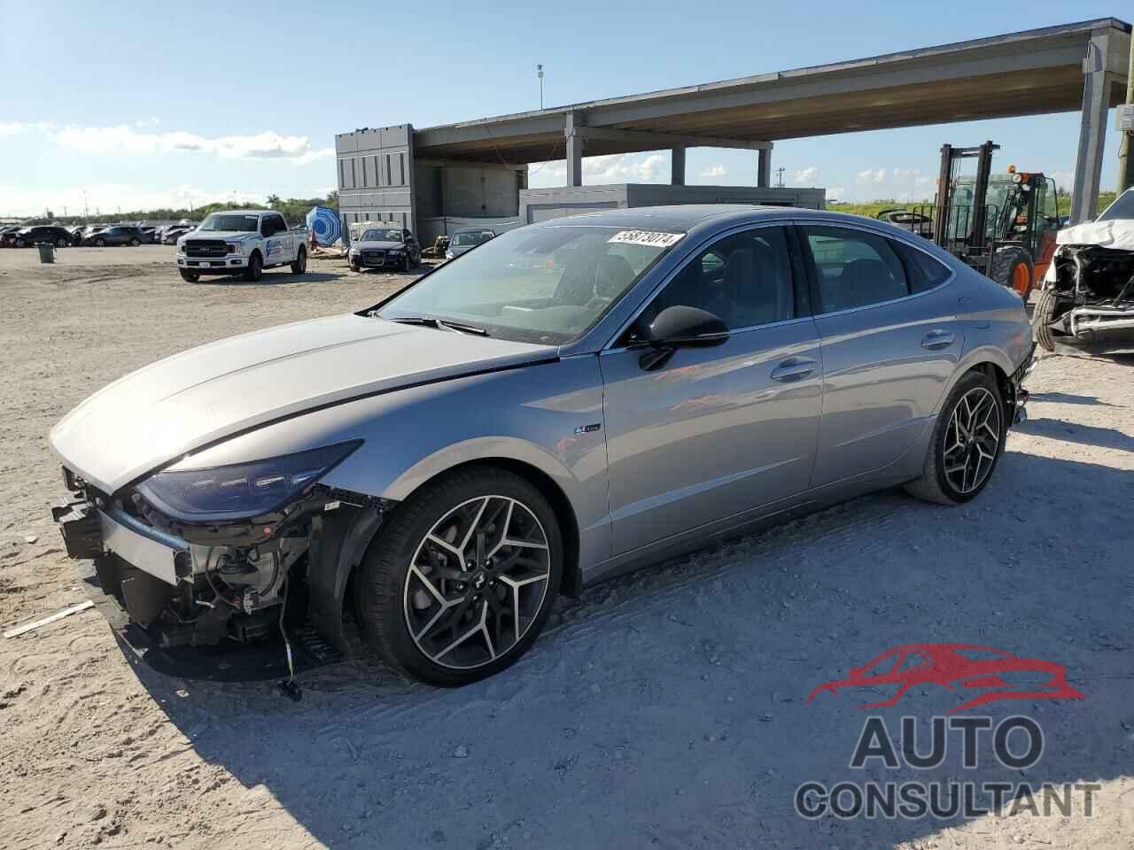 HYUNDAI SONATA 2023 - KMHL14JC6PA339520