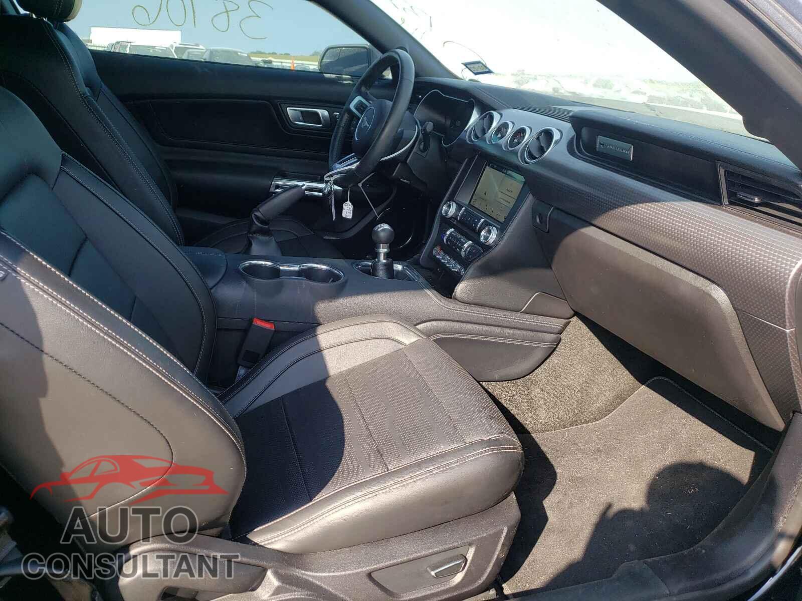 FORD MUSTANG 2018 - 1FA6P8CF5J5132119