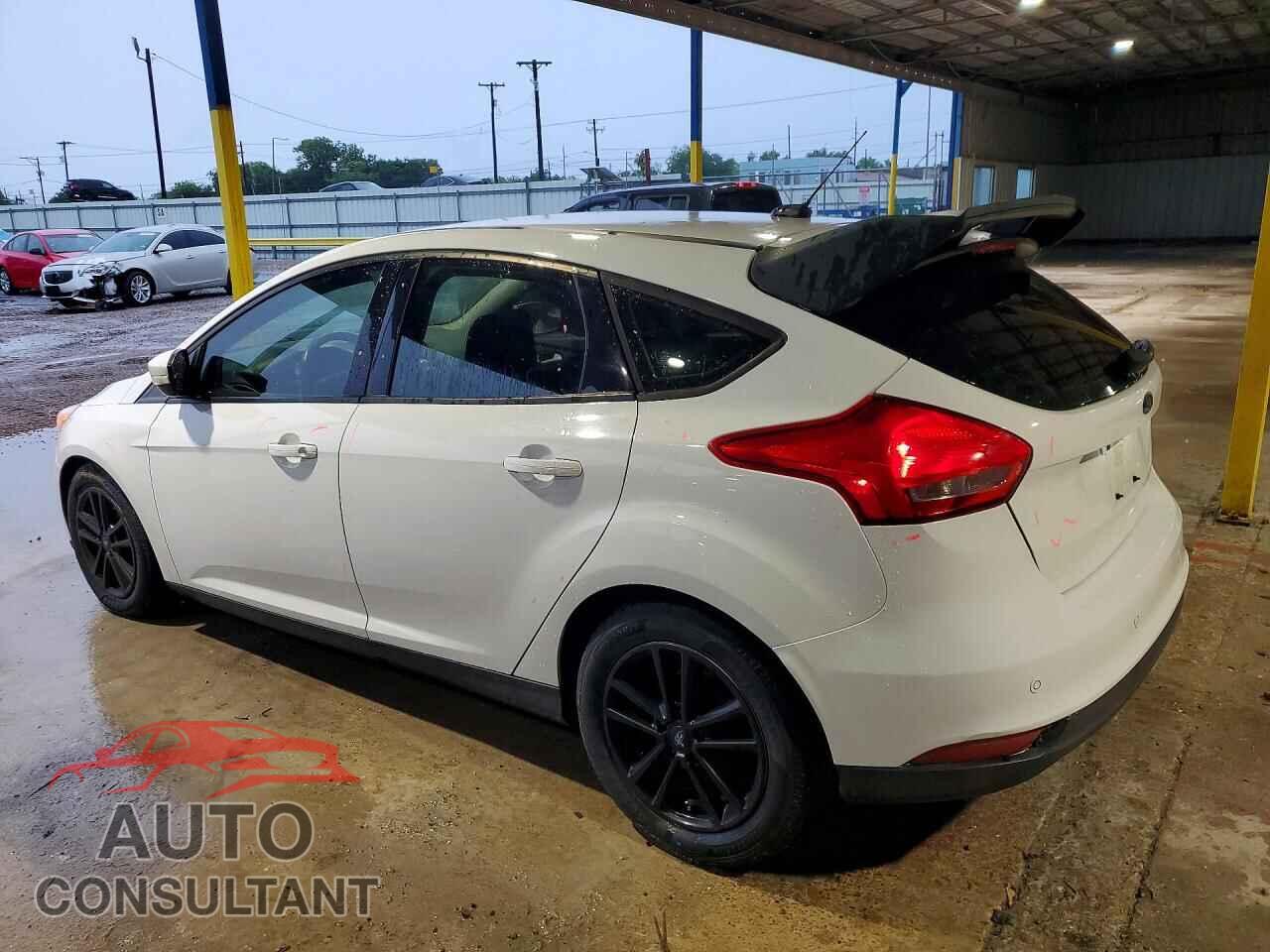FORD FOCUS 2016 - 1FADP3K25GL238101