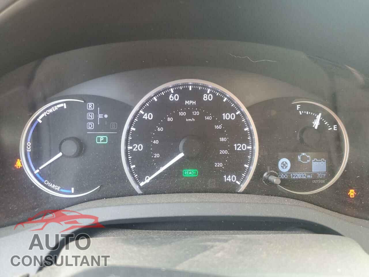LEXUS CT 200 2012 - JTHKD5BH9C2074084