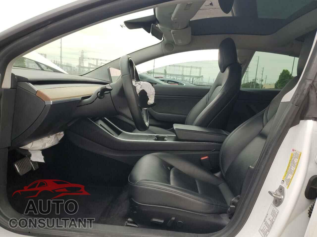 TESLA MODEL 3 2019 - 5YJ3E1EA7KF309944