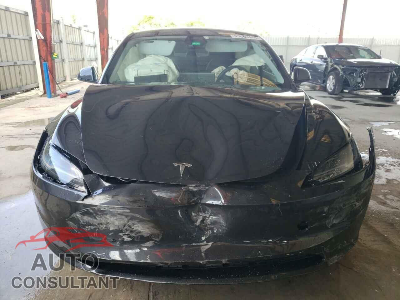 TESLA MODEL 3 2024 - 5YJ3E1EA7RF731254