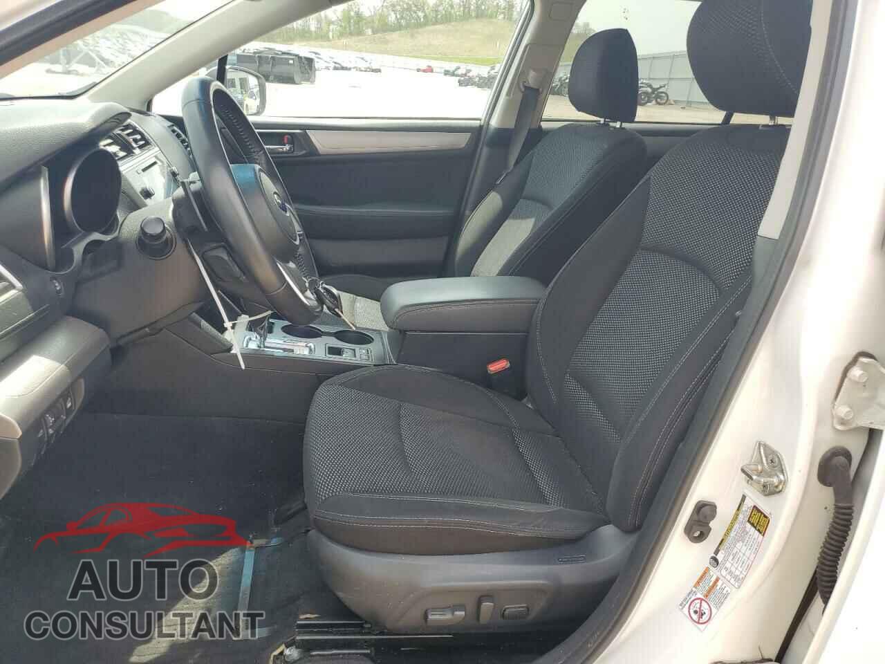 SUBARU OUTBACK 2018 - 4S4BSADC7J3301826
